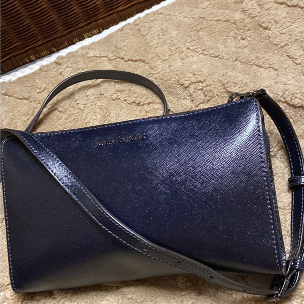 Michael Kors crossbody dark blue nwot